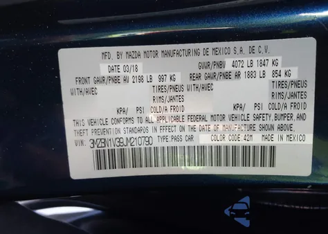 2018 Mazda 3 Touring из США, поврежденный, VIN 3MZBN1V39JM210790